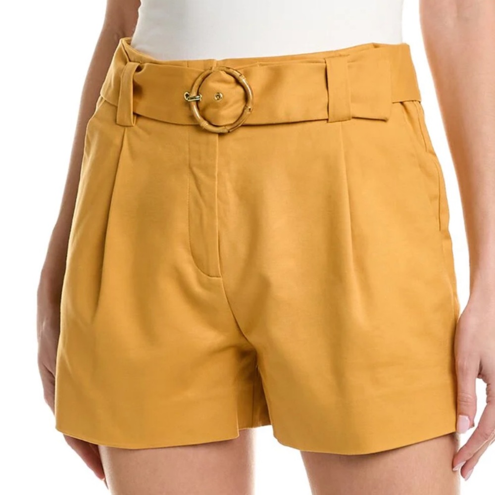 NWT Marie Oliver Savannah shorts in Maize size 6!!